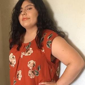 Meet your Posher, Daniela